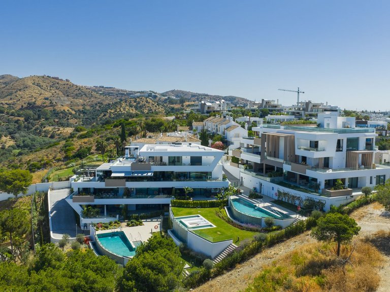 Apartment for Sale in Cabopino, Malaga 3