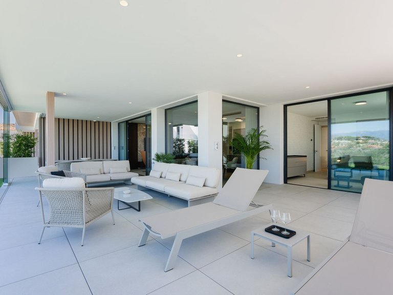 Apartment for Sale in Cabopino, Malaga 5