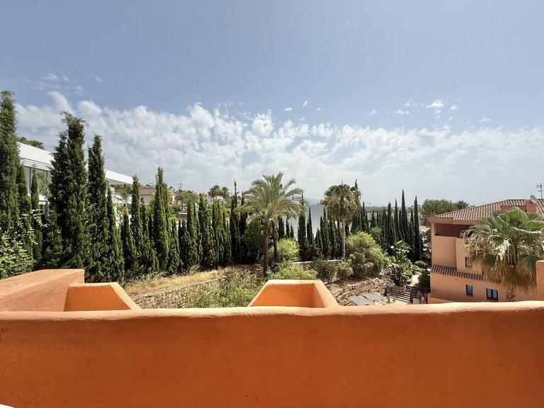 Apartment for Sale in Benahavís, Malaga 13