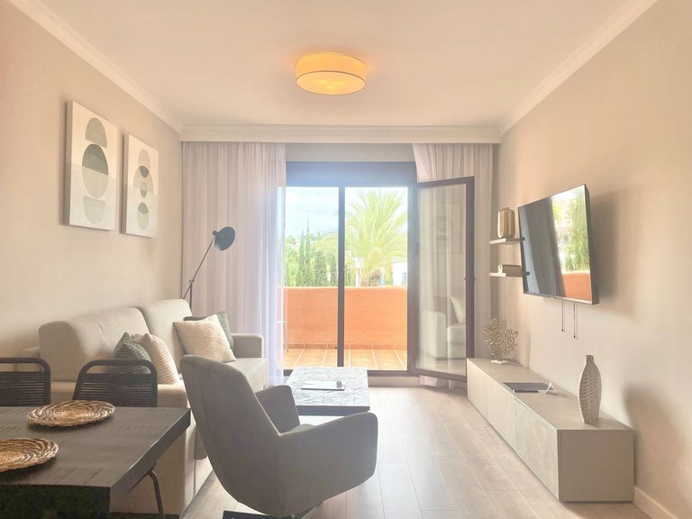 Apartment for Sale in Benahavís, Malaga 6