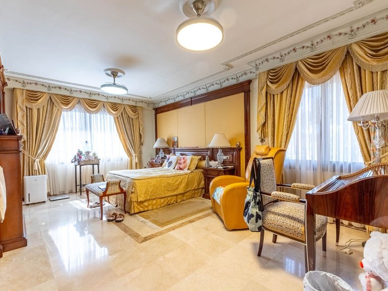 Villa for Sale in Los Monteros, Malaga 22