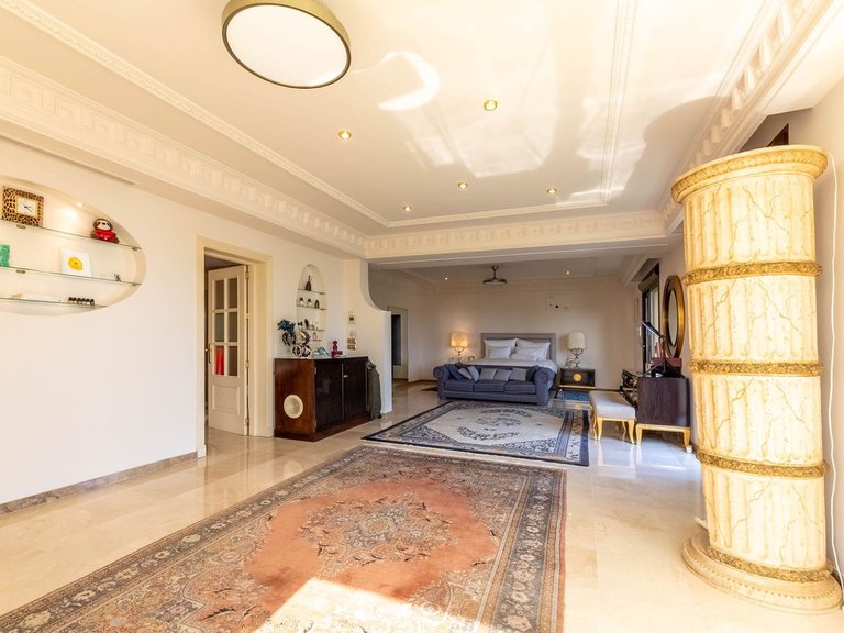 Villa for Sale in Los Monteros, Malaga 33
