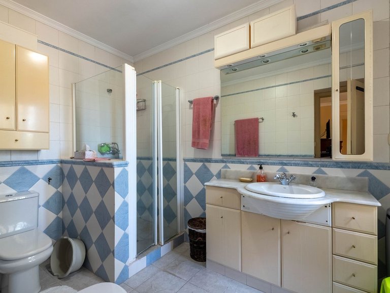 Villa for Sale in Los Monteros, Malaga 49