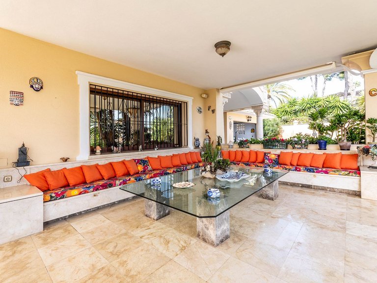 Villa for Sale in Los Monteros, Malaga 55