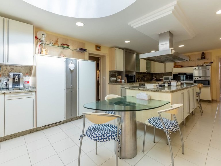 Villa for Sale in Los Monteros, Malaga 59