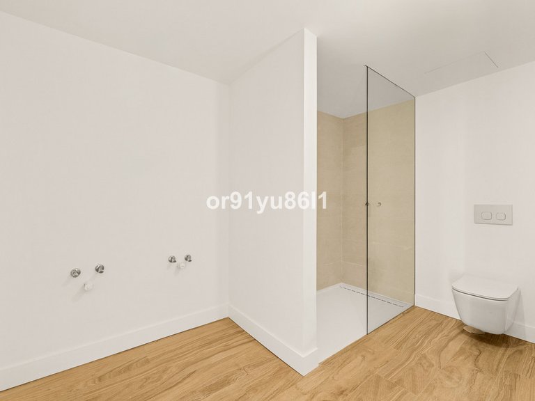 Villa for Sale in Nagüeles, Malaga 16