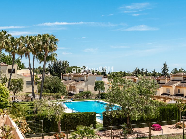 Villa for Sale in Nagüeles, Malaga 23