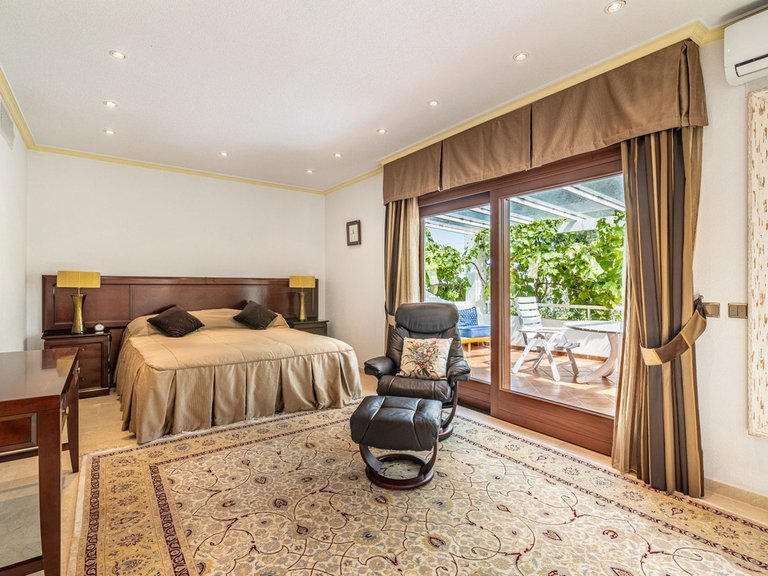 Villa for Sale in Costalita, Malaga 25