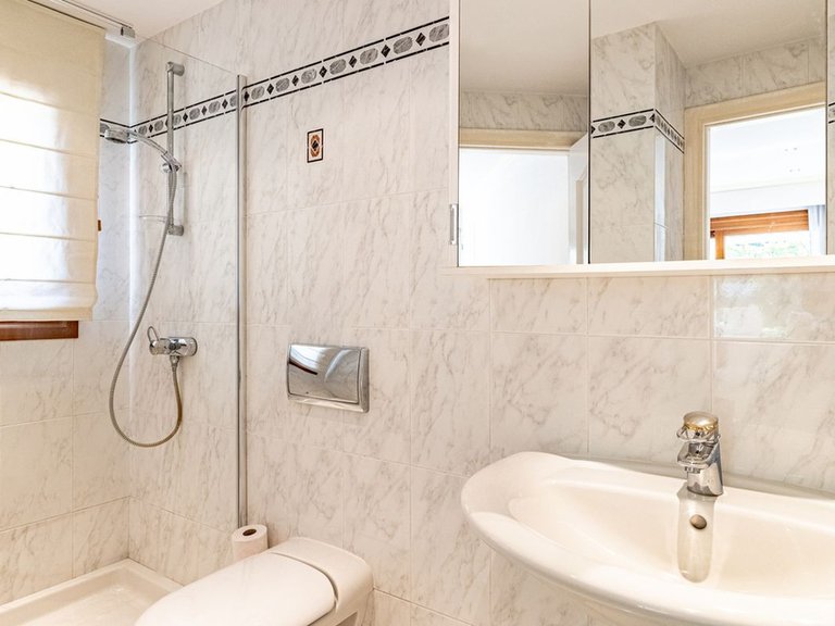 Villa for Sale in Costalita, Malaga 36