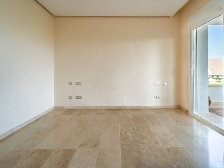 Apartment for Sale in La Cala Golf, Malaga 32