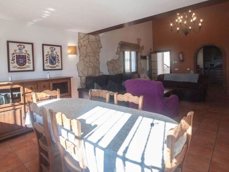 Villa for Sale in Estepona, Malaga 13