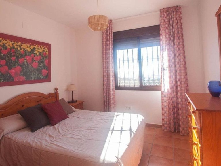 Villa for Sale in Estepona, Malaga 9