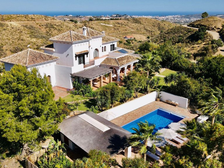 Villa for Sale in Mijas, Malaga 3