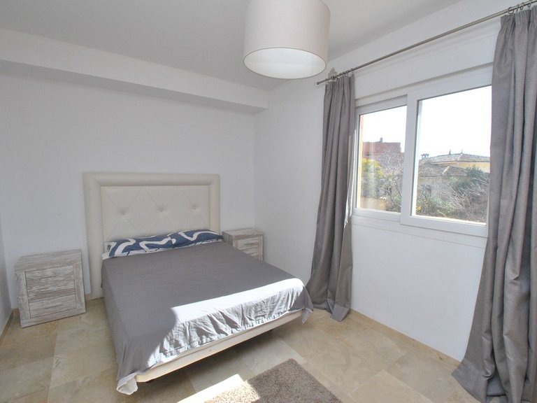 Villa for Sale in Cabopino, Malaga 15