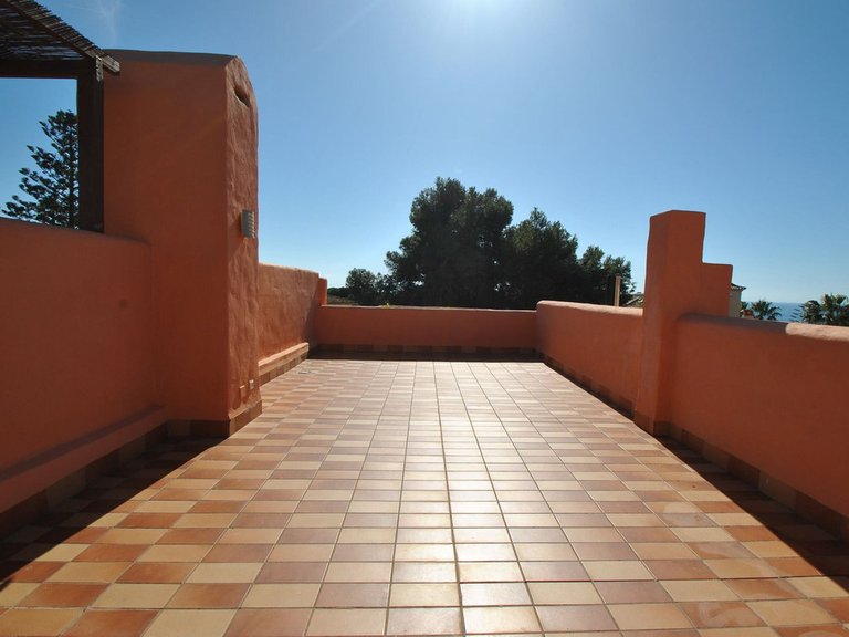 Villa for Sale in Cabopino, Malaga 18