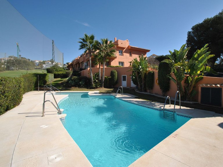 Villa for Sale in Cabopino, Malaga 24