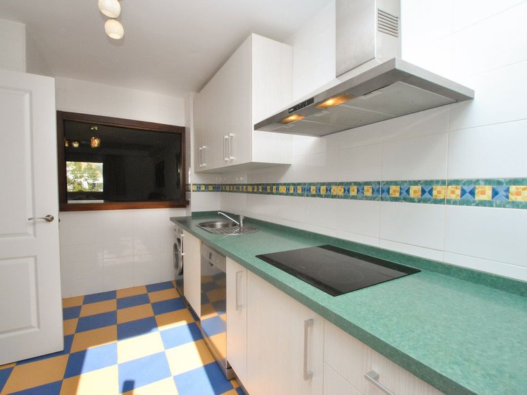 Villa for Sale in Cabopino, Malaga 8
