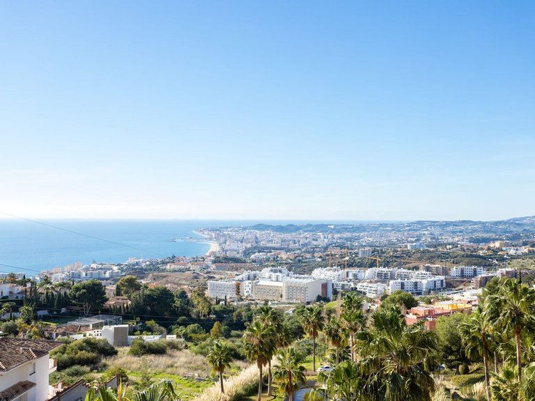 Apartment for Sale in Carvajal, Malaga 5