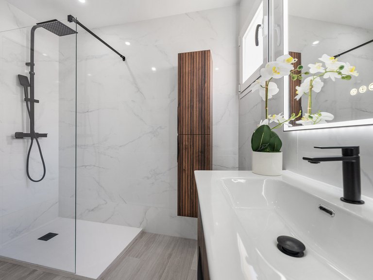Apartment for Sale in Nueva Andalucía, Malaga 15