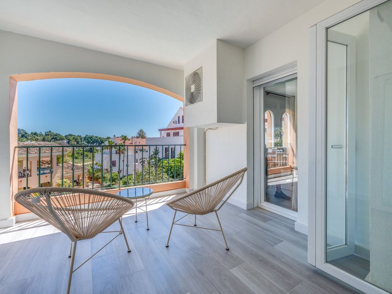 Apartment for Sale in Nueva Andalucía, Malaga 30