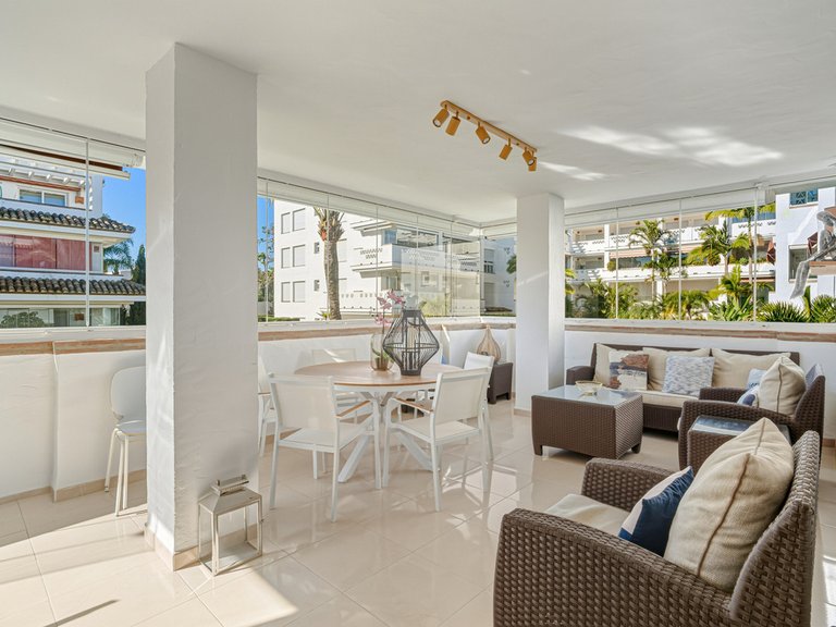 Apartment for Sale in The Golden Mile, Malaga 16
