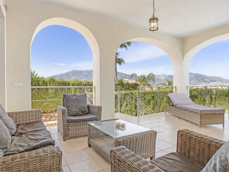 Villa for Sale in Cerros Del Aguila, Malaga 16