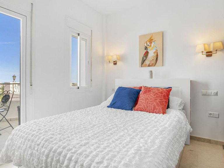 Villa for Sale in Cerros Del Aguila, Malaga 23