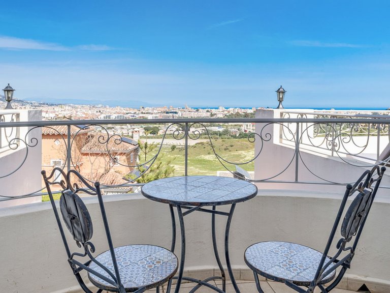 Villa for Sale in Cerros Del Aguila, Malaga 29