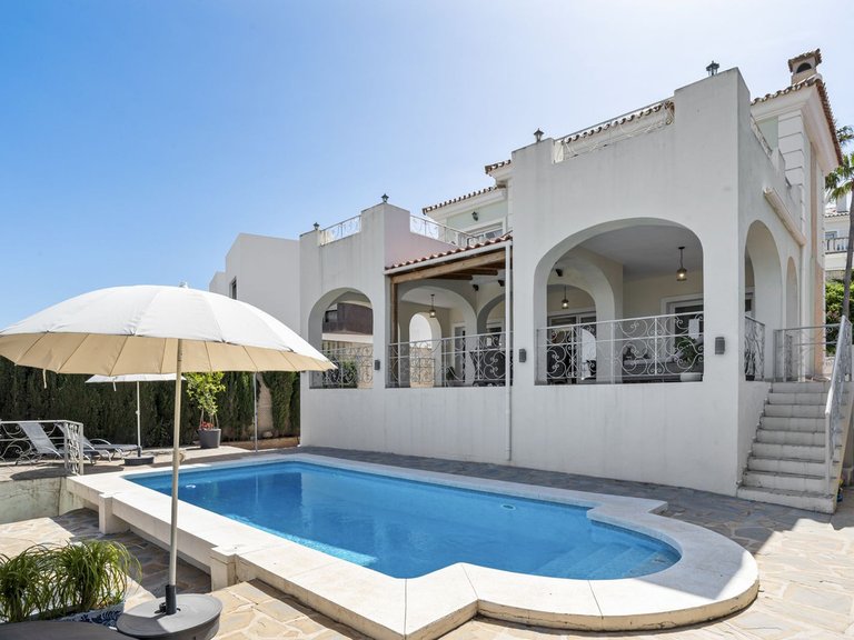 Villa for Sale in Cerros Del Aguila, Malaga 3