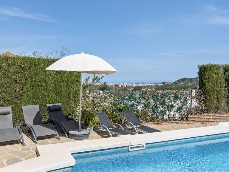 Villa for Sale in Cerros Del Aguila, Malaga 46