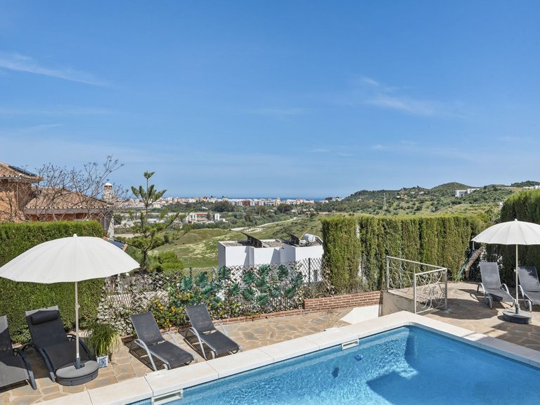 Villa for Sale in Cerros Del Aguila, Malaga 48