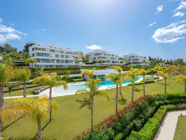 Apartment for Sale in Estepona, Malaga 1