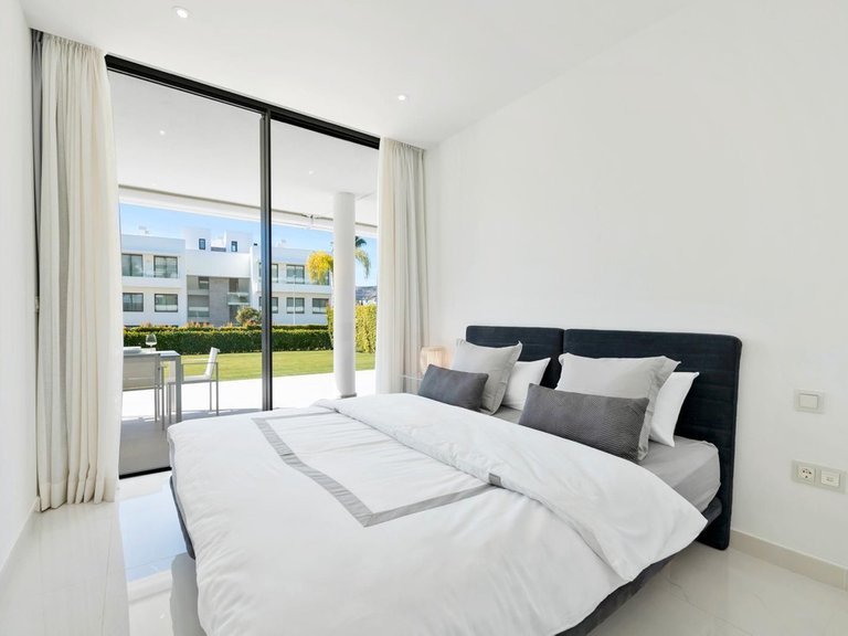 Apartment for Sale in Estepona, Malaga 11