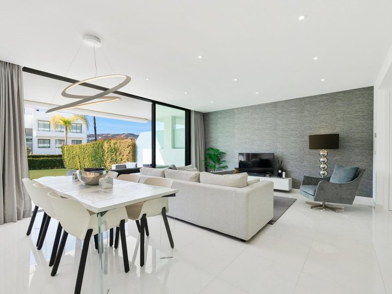 Apartment for Sale in Estepona, Malaga 8