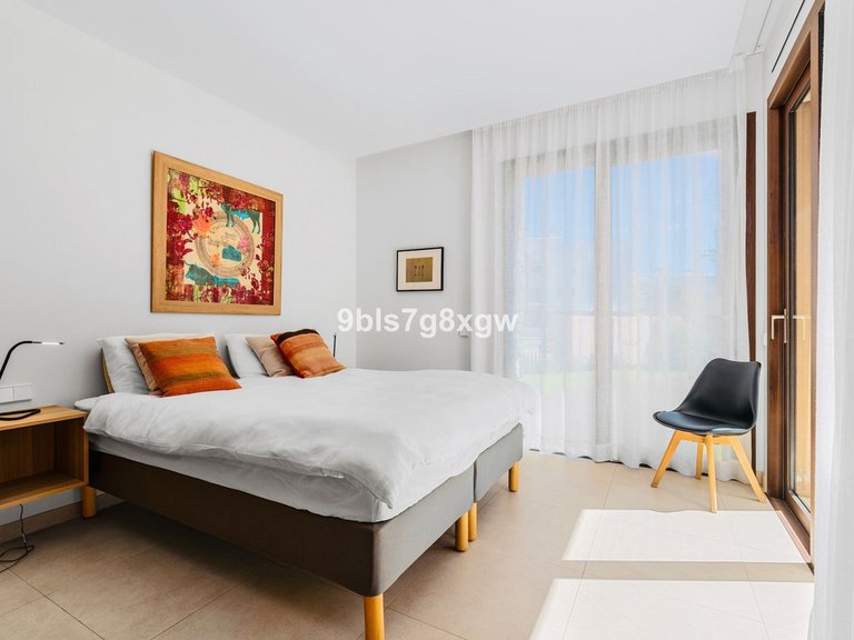 Apartment for Sale in La Quinta, Malaga 18