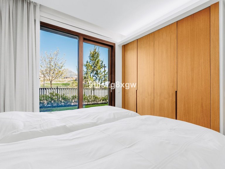 Apartment for Sale in La Quinta, Malaga 21