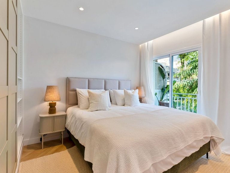 Villa for Sale in Nagüeles, Malaga 10