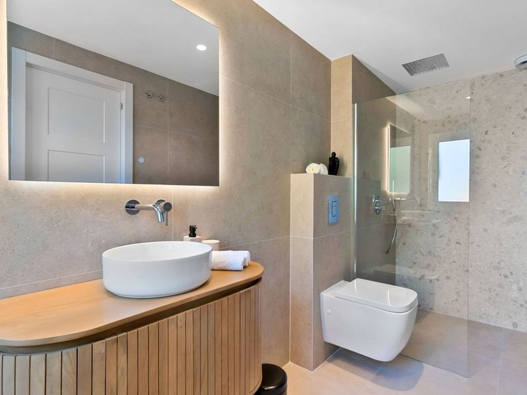 Villa for Sale in Nagüeles, Malaga 6