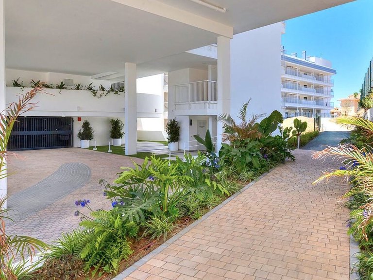 Apartment for Sale in Carvajal, Malaga 28