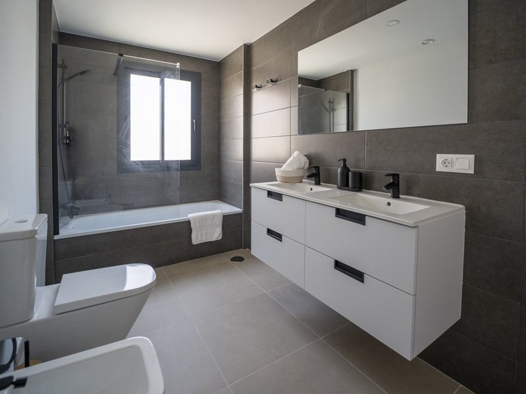 Villa for Sale in Cancelada, Malaga 8