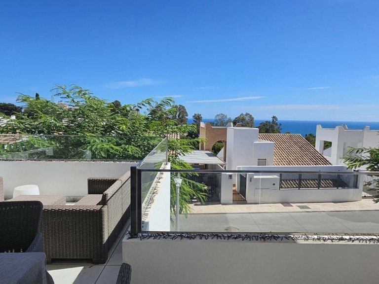 Villa for Sale in Benalmadena, Malaga 3