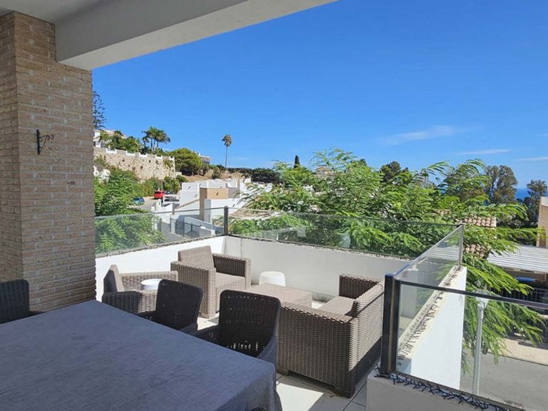 Villa for Sale in Benalmadena, Malaga 4