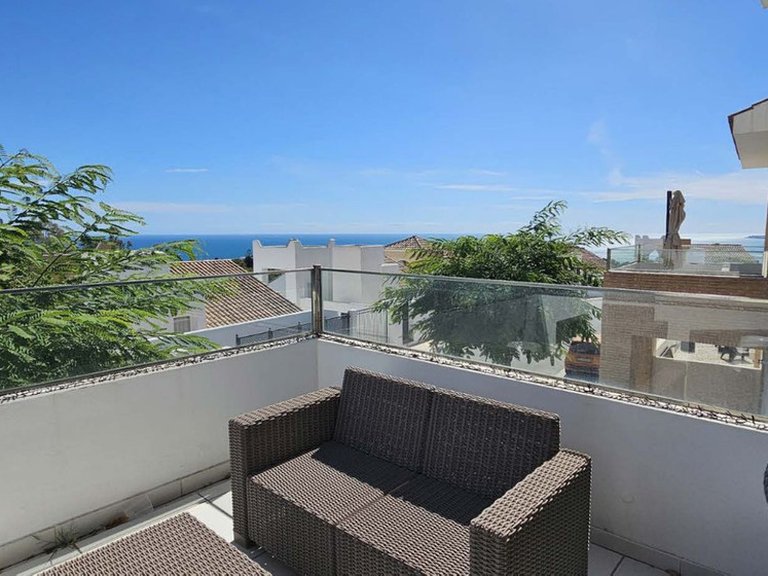 Villa for Sale in Benalmadena, Malaga 7
