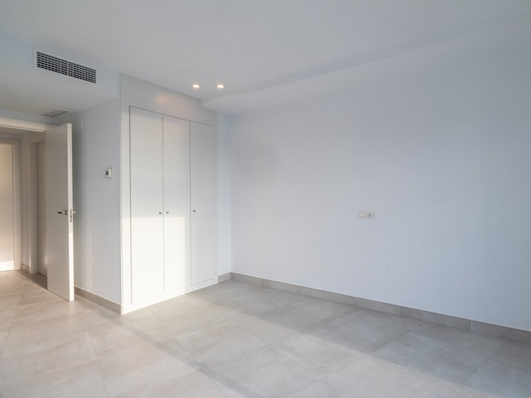 Apartment for Sale in Altos De Los Monteros, Malaga 10
