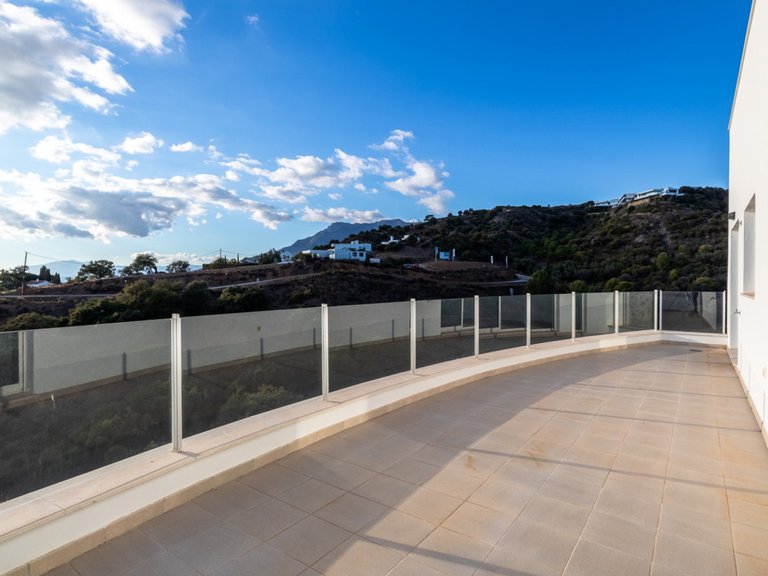Apartment for Sale in Altos De Los Monteros, Malaga 23