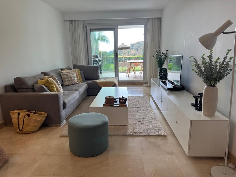 Apartment for Sale in La Mairena, Malaga 4