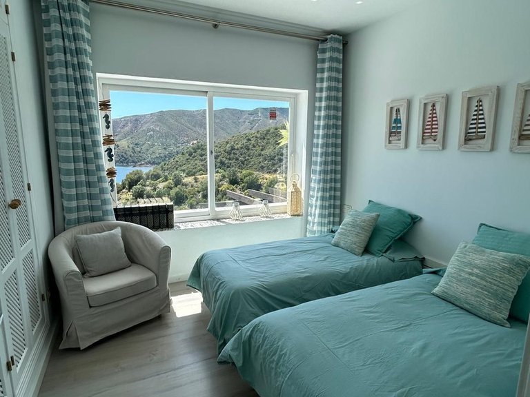 Villa for Sale in Istán, Malaga 11