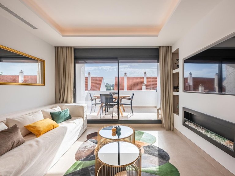 Apartment for Sale in Costa del Sol Nueva Andalucía, Malaga 1