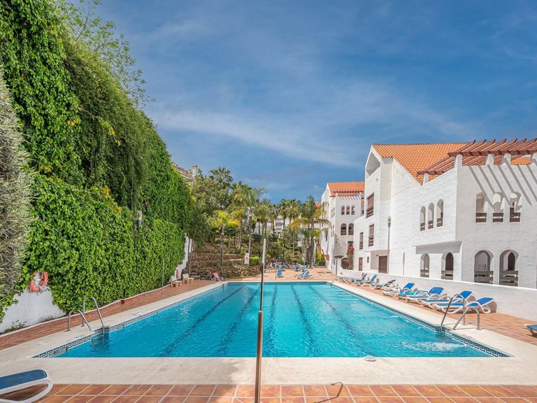 Apartment for Sale in Costa del Sol Nueva Andalucía, Malaga 18