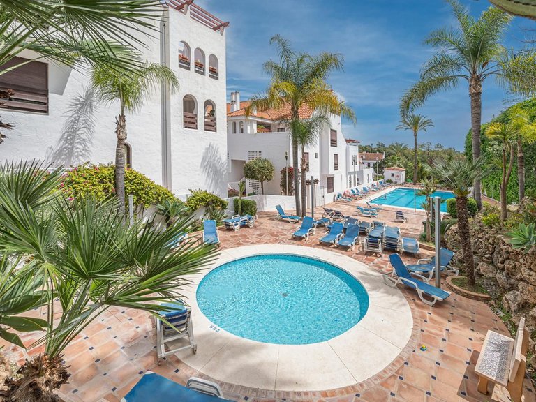 Apartment for Sale in Costa del Sol Nueva Andalucía, Malaga 21